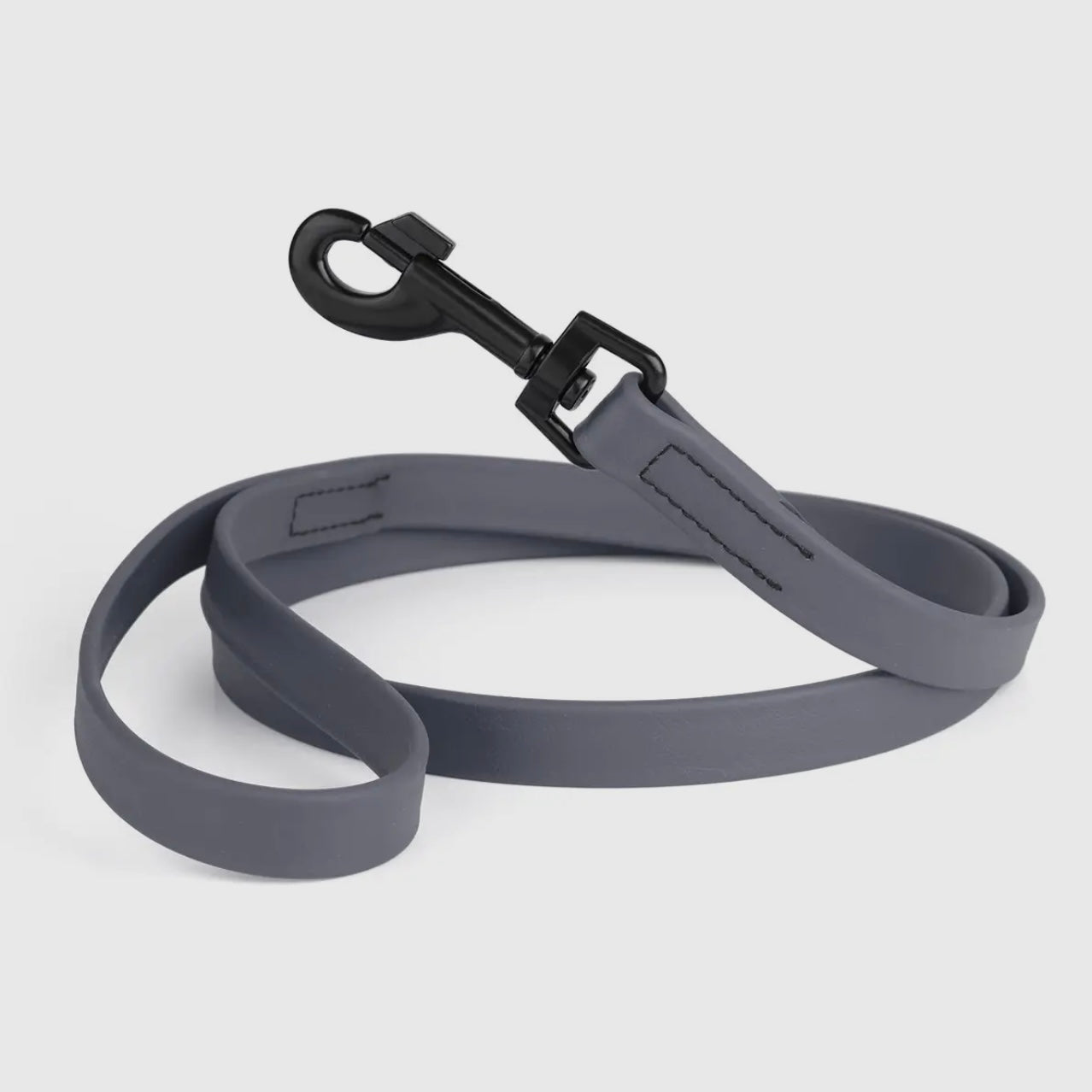 A GREY 5ft Waterproof Biothane Dog Leash – durable, odor-proof, easy-to-clean training and walking leash for dogs.