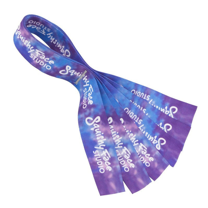 Squishy Face Flirt Pole with Squeaker in Lure