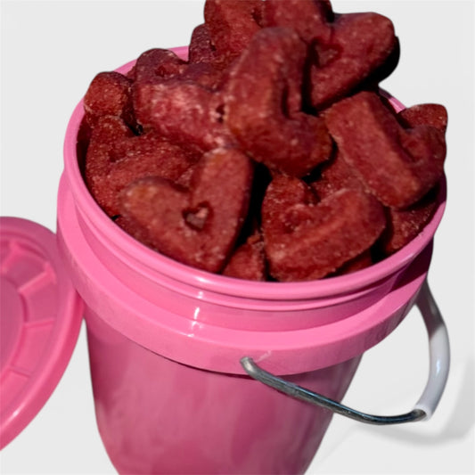 Red Velvet Vanilla Soft Probiotic Treats 6 oz in Pink Mini Bucket